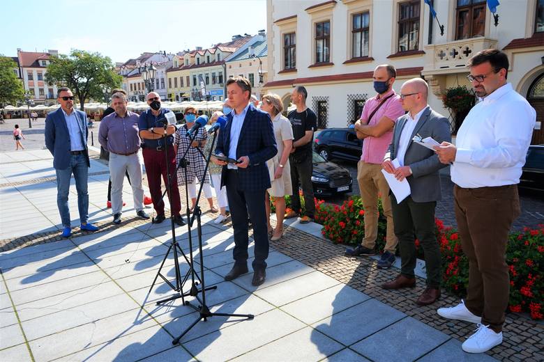 Uchwała obywatelska w sprawie dostępu do informacji